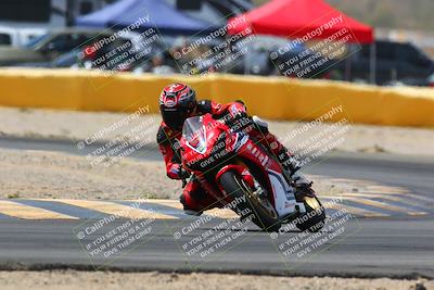 media/Apr-10-2022-SoCal Trackdays (Sun) [[f104b12566]]/Turn 2 (1135am)/